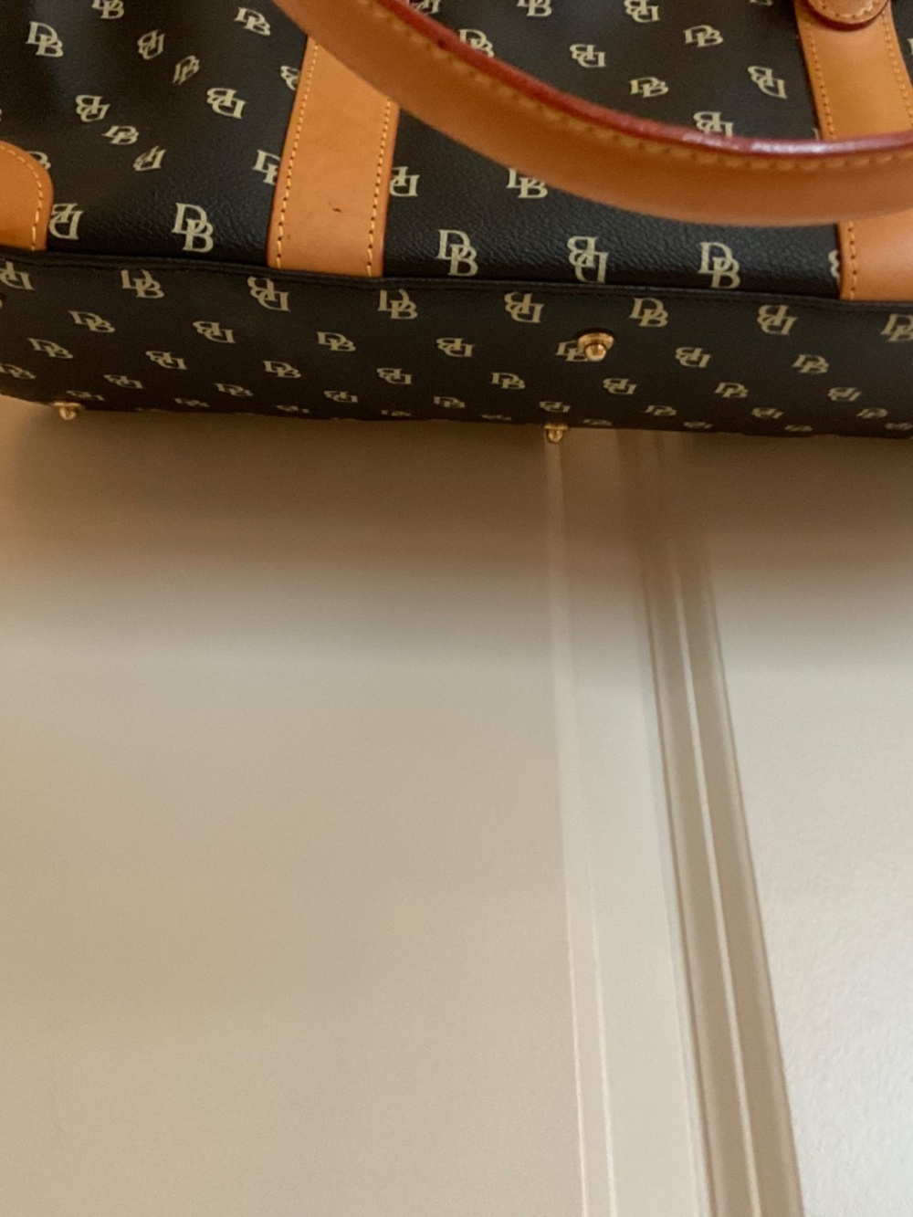 NWOT Dooney&Bourke Signature Satchel Four piece set - Picture 8 of 13